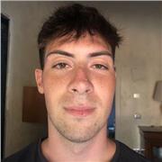 Studente universitario di economia e management offre ripetizioni di matematica ed economia per studenti di scuole superiori e medie